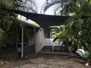 Cool and green in Mount Cootha, Brisbane Cool and green in Mount Cootha, Brisbane - Carport and deck shade sail installation.