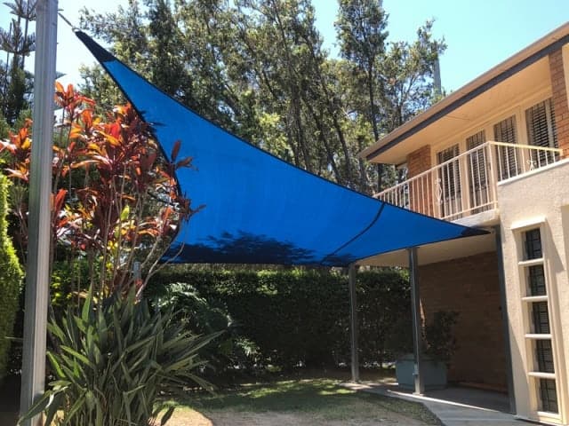 4 point shade sail installed at Aspley, Brisbane using Z-16 Blue Fabric and galvanised steel posts.