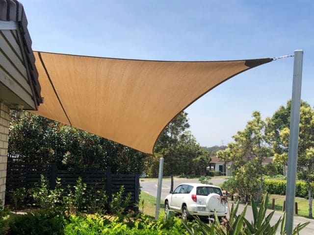 Driveway Shade Sail installed at Parkinson on the southside of Brisbane set up with 4 point Z-16 shade sail.