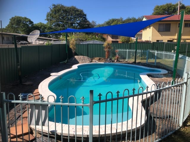 We recently replaced the shade sails over this pool using the Rainbow Z-16 Blue shade sail with Cottage Green posts, ready for the fun in the sun